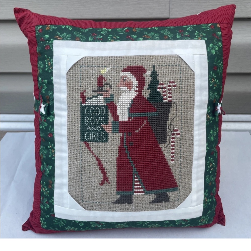 Vintage Festive Santa Claus Holiday Pillow Handmade Needlepoint 14x13
